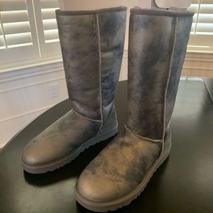 UGG classic tall Metallic boots size 8